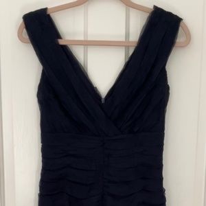 Beautiful Tadashi Sohji navy blue cocktail dress